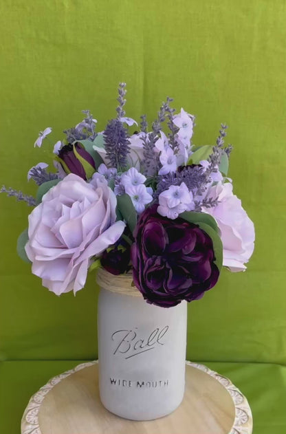 Light Purple Rose Arrangement